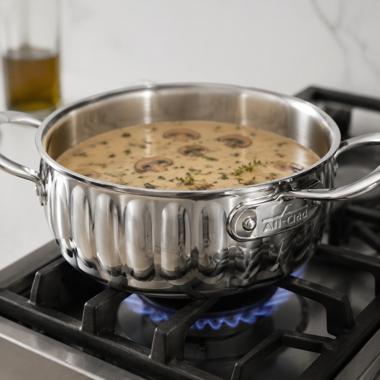 Batterie de cuisine 4 pièces en acier inoxydable avec motif nervuré élégant
